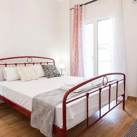 Contemporary Stylish Apartment Located Near Metaxourgeio Area Athens Exterior photo