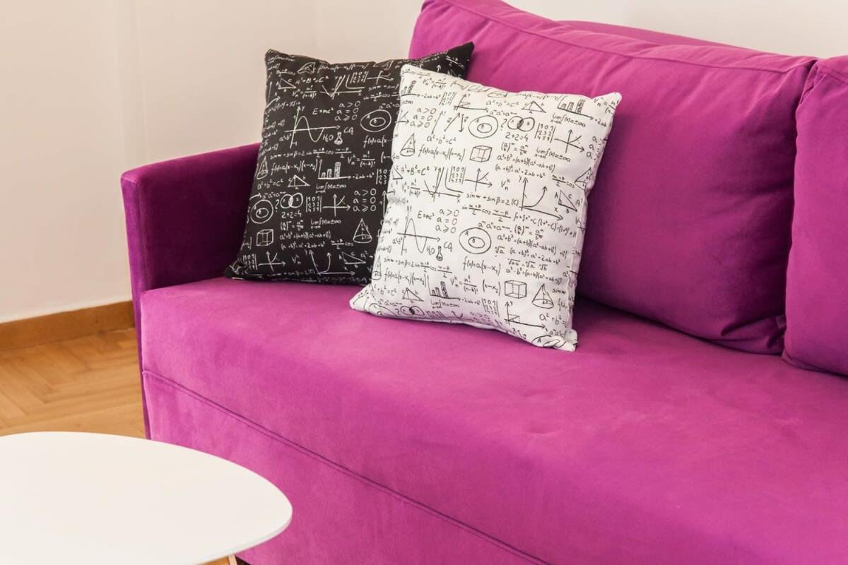 Contemporary Stylish Located Near Metaxourgeio Area Apartment